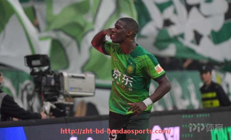 半岛体育-火箭队新赛季季前赛赛程与核心球员表现